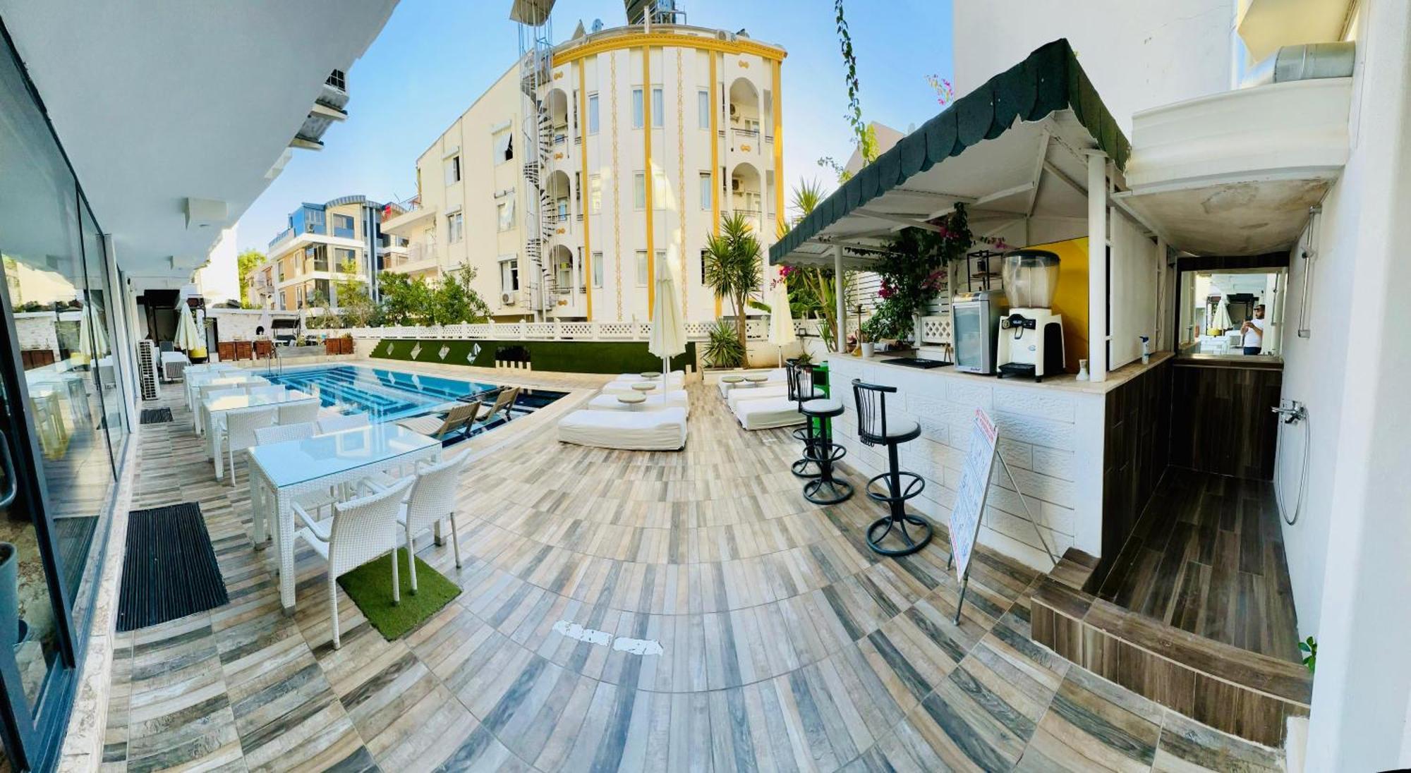 Hotel Nfk The House